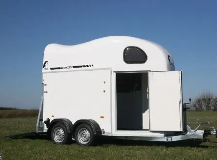 Horsebox – Freedom Horse – 1.5 Seat – Gold One Wl – New